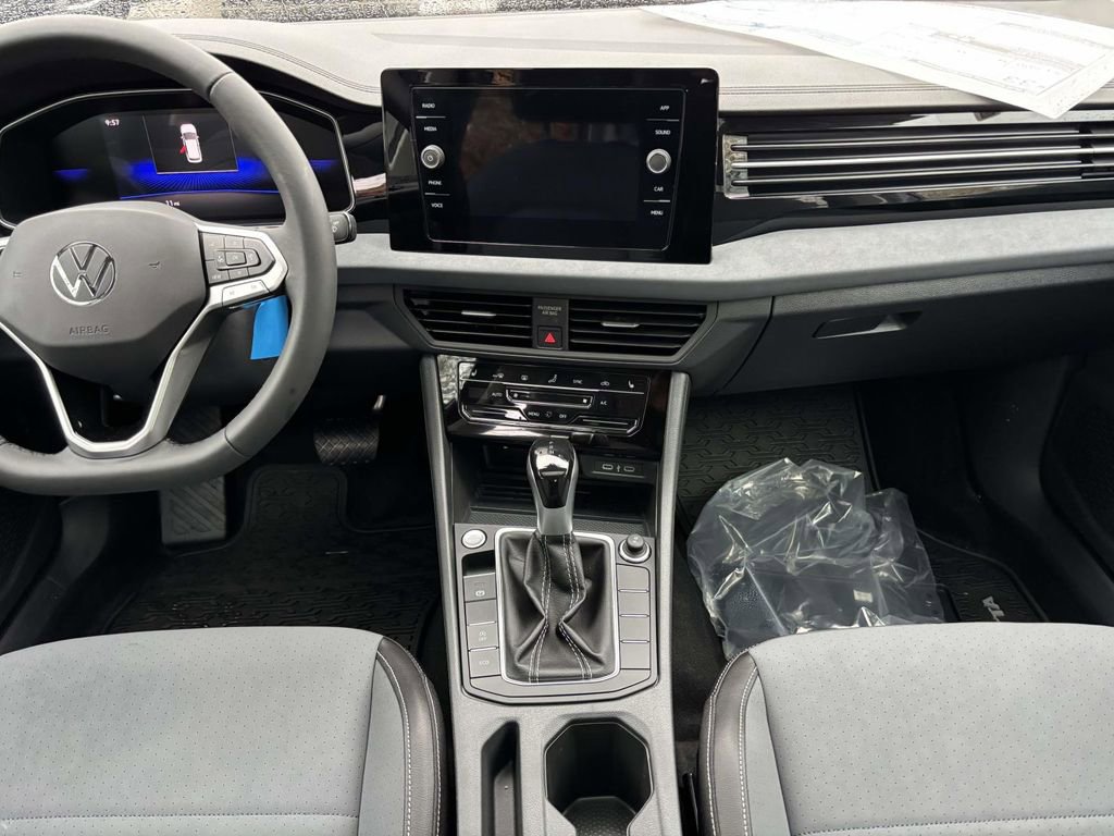 New 2026 Volkswagen Jetta SE image 30