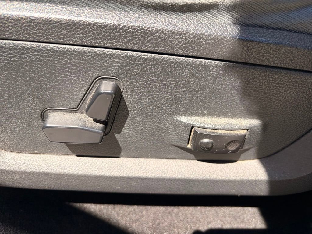 Used 2016 RAM 1500 Big Horn image 14