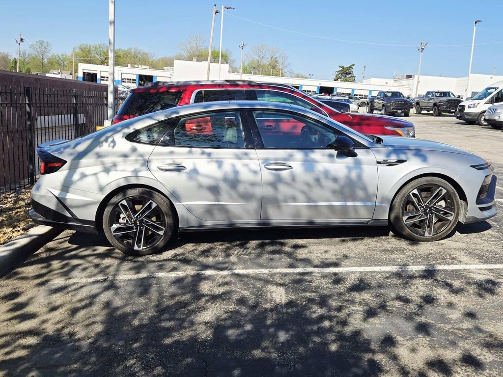 Used 2025 Hyundai Sonata N Line image 3