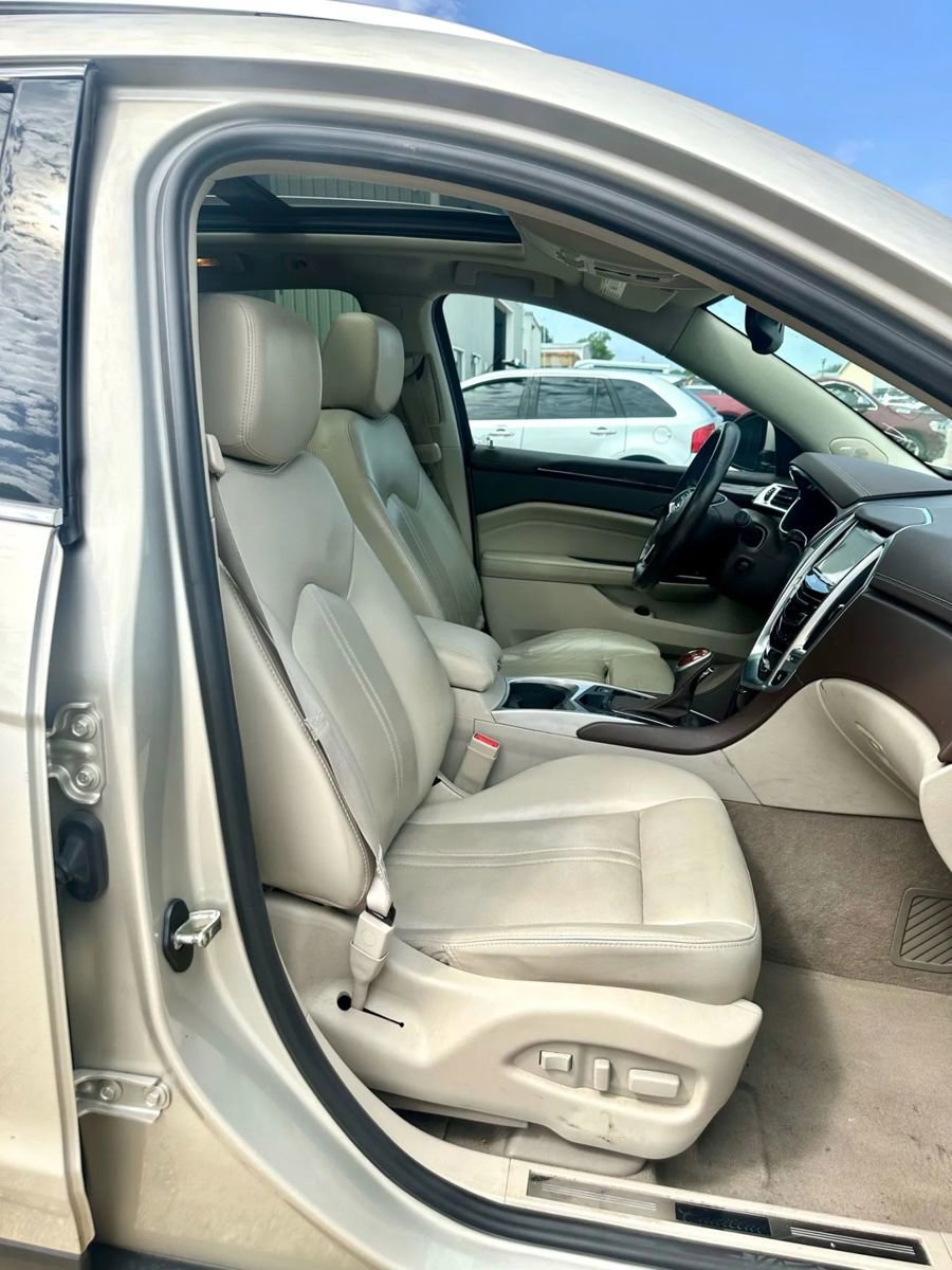 Used 2014 Cadillac SRX Premium image 11