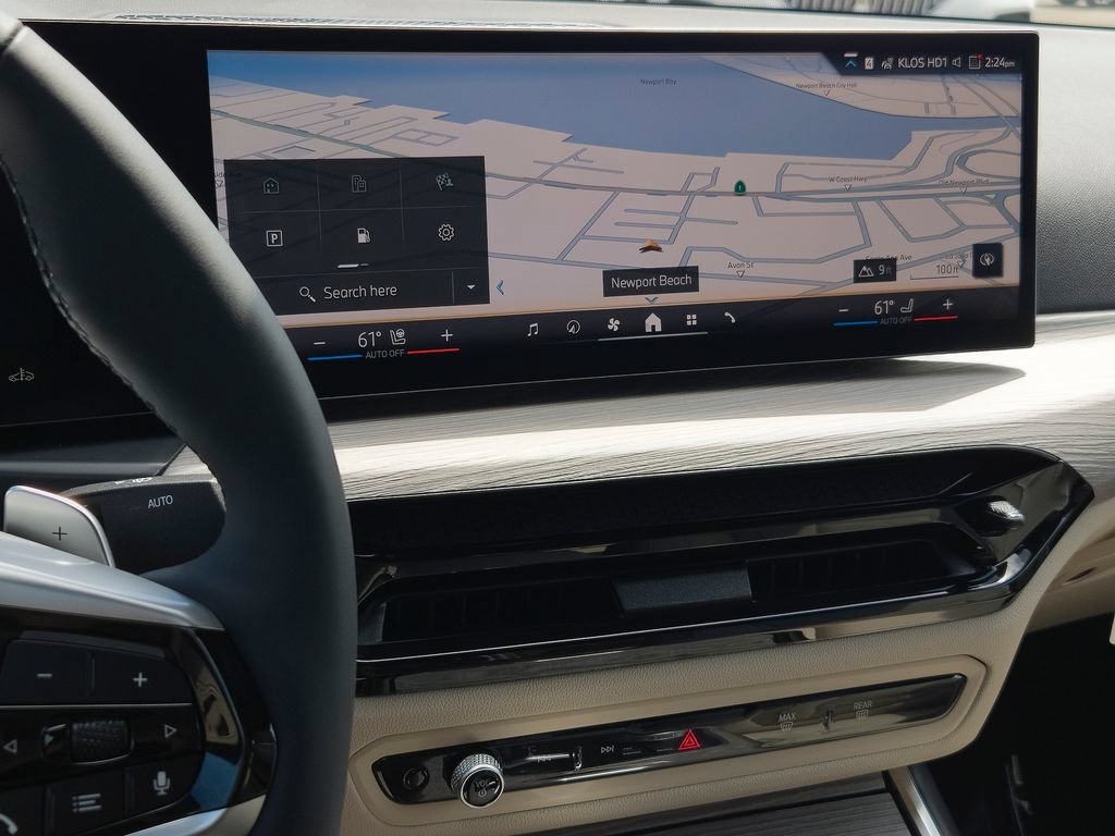New 2026 BMW 330i Sedan w/ Premium Package RWD image 12