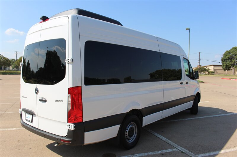 Used 2025 Mercedes-Benz Sprinter 2500 image 5
