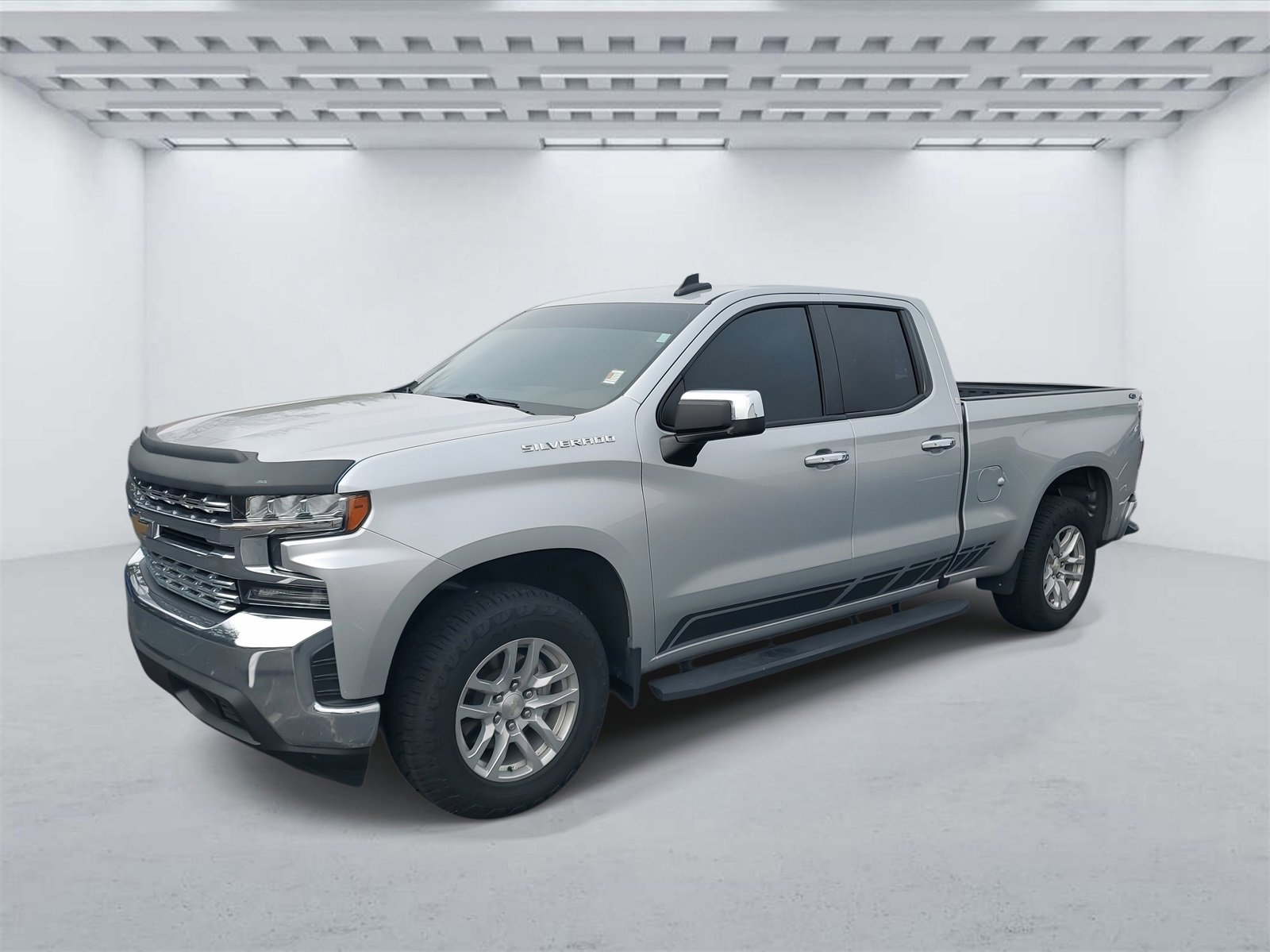 Used 2020 Chevrolet Silverado 1500 LT w/ All-Star Edition image 2