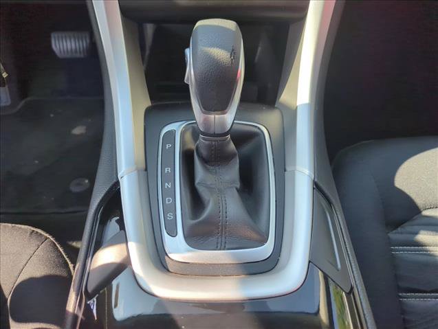 Used 2016 Ford Fusion SE FWD image 16