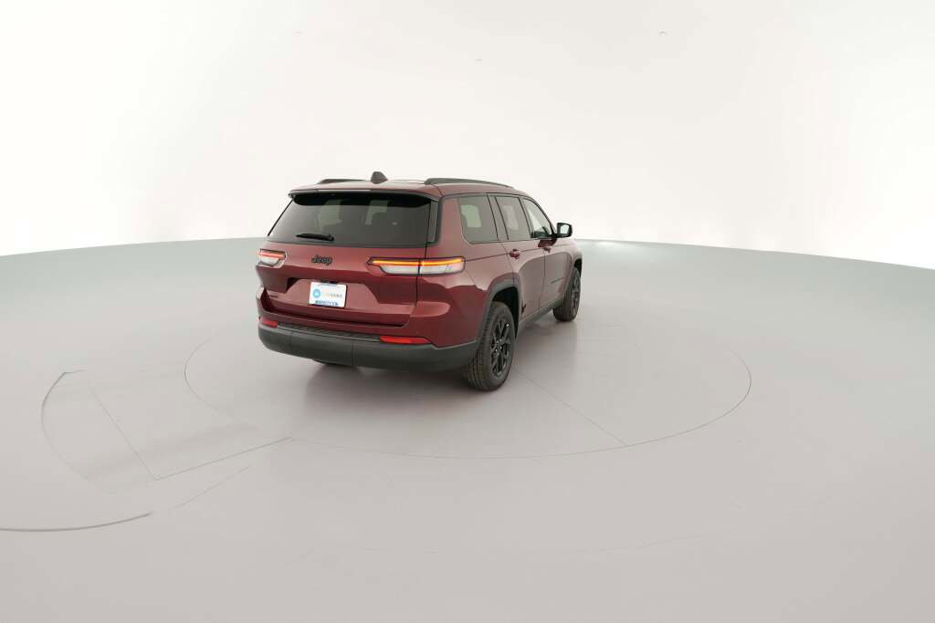 New 2025 Jeep Grand Cherokee L Laredo image 11