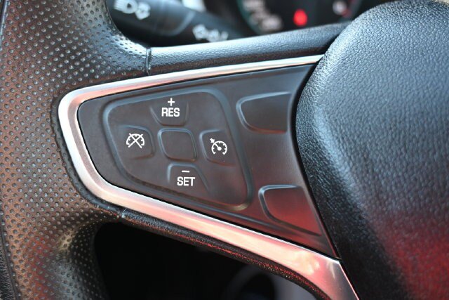 Used 2022 Chevrolet Malibu LT FWD image 37