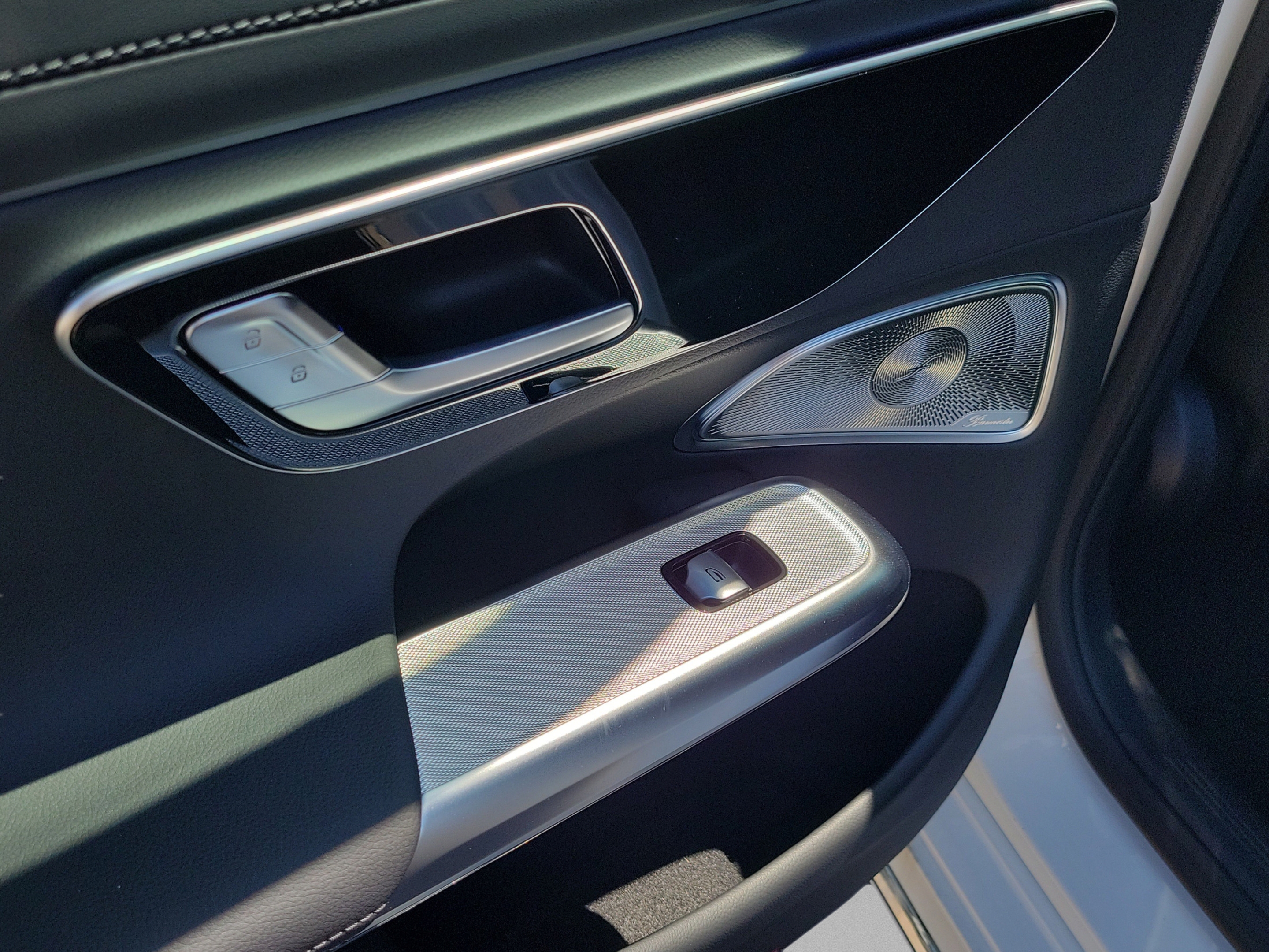 New 2026 Mercedes-Benz E 450 4MATIC Sedan image 8