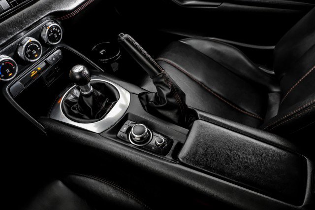 Used 2016 MAZDA MX-5 Miata Grand Touring RWD image 25