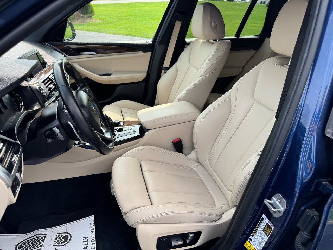 Used 2019 BMW X3 sDrive30i w/ Driving Assistance Package RWD image 16