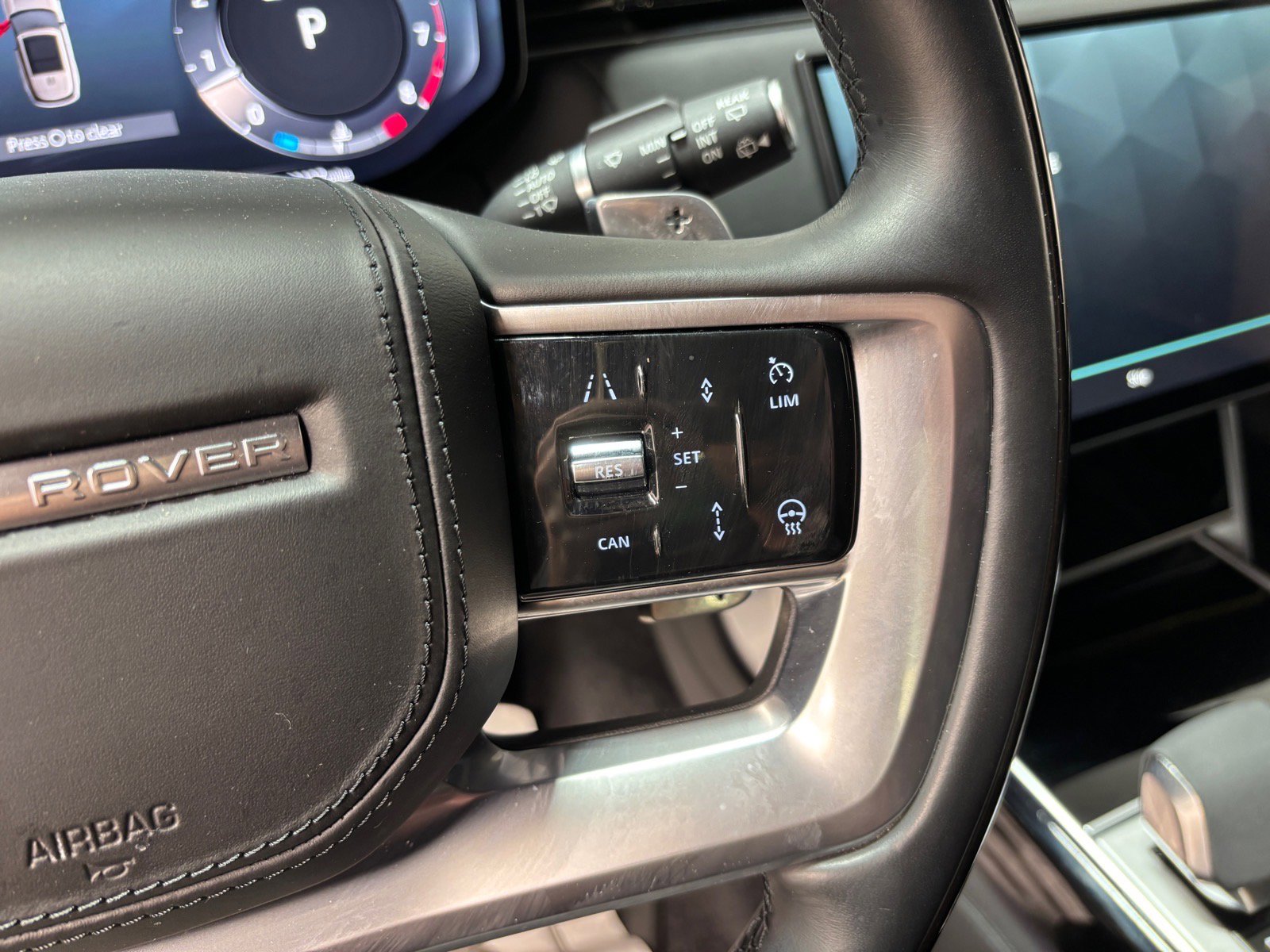 Used 2024 Land Rover Range Rover Long Wheelbase Autobiography AWD/4WD image 19