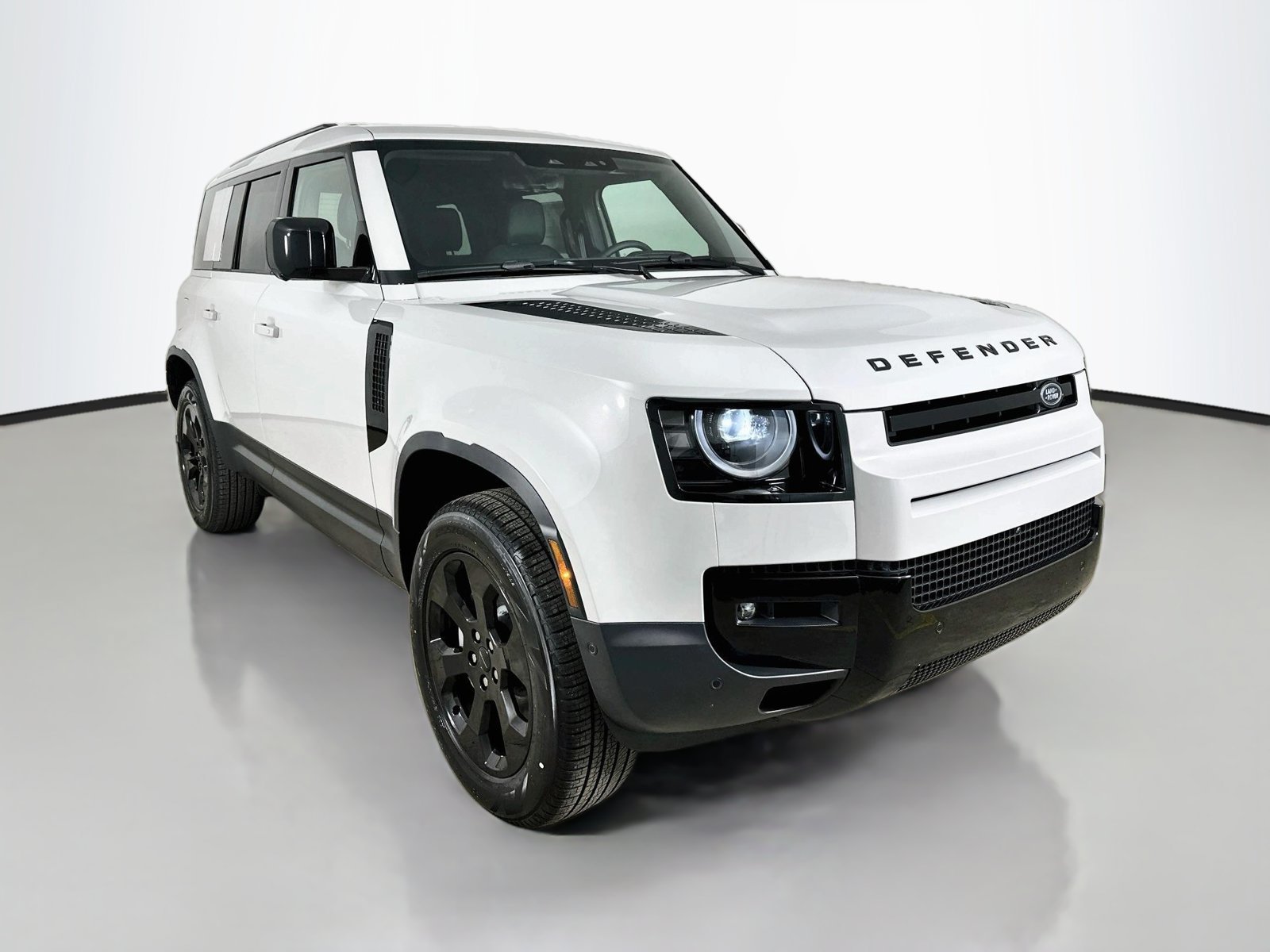 New 2026 Land Rover Defender 110 S AWD/4WD image 3