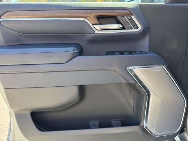 Used 2024 Chevrolet Silverado 2500 High Country w/ Technology Package image 9