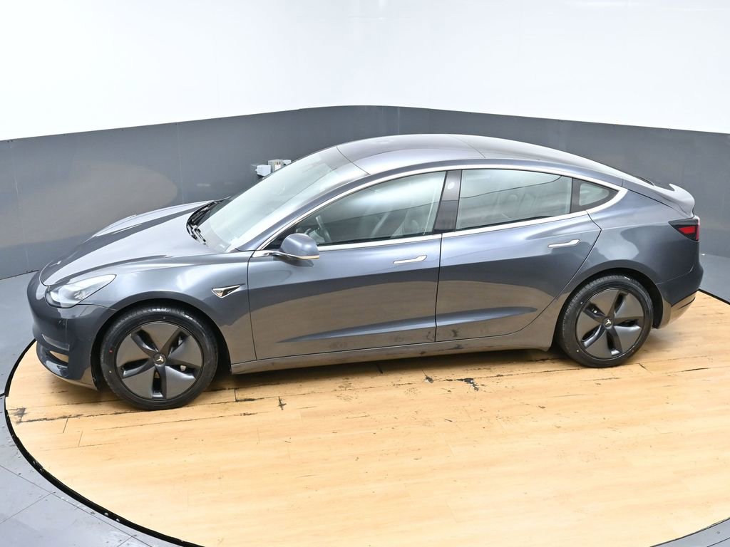 Used 2018 Tesla Model 3 Long Range image 56