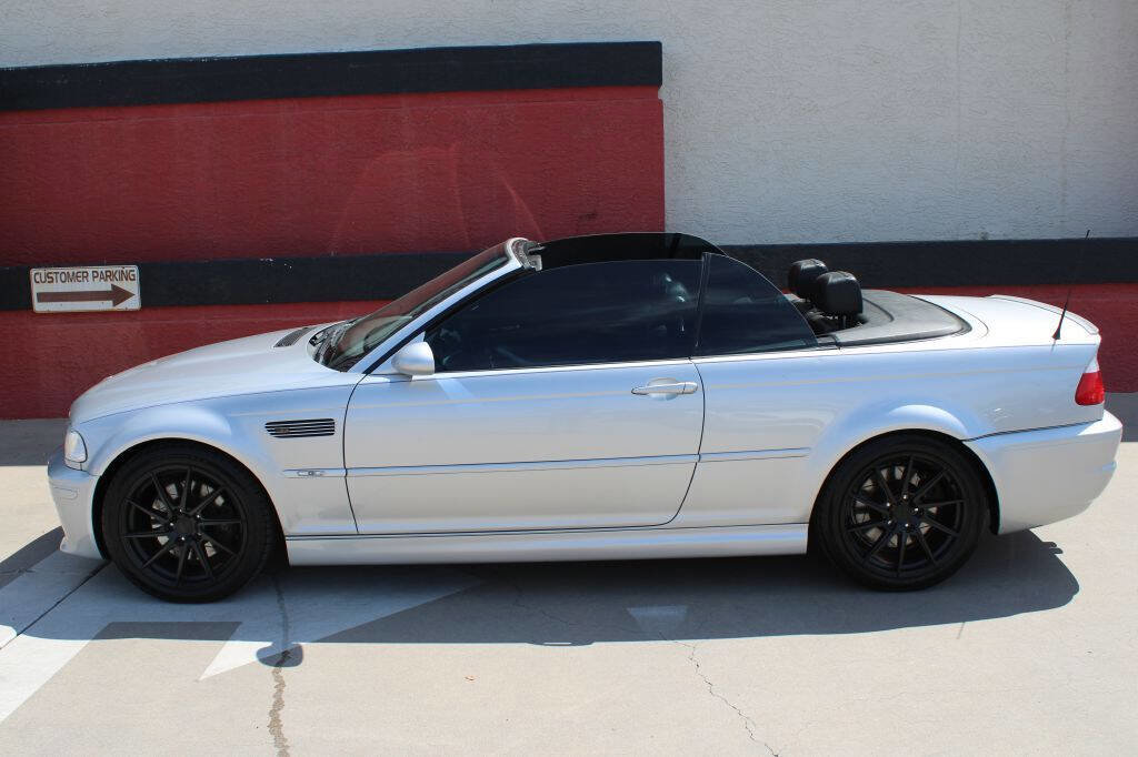 Used 2002 BMW M3 Convertible image 2