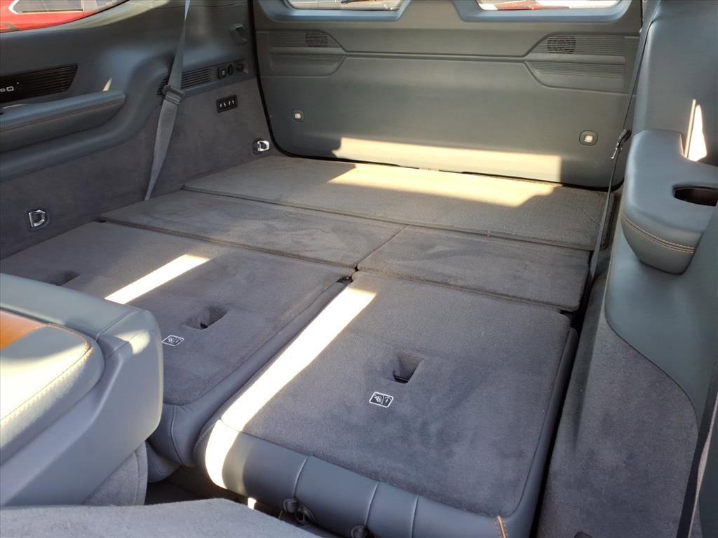 Used 2022 Jeep Grand Wagoneer Series II w/ Convenience Group III image 15