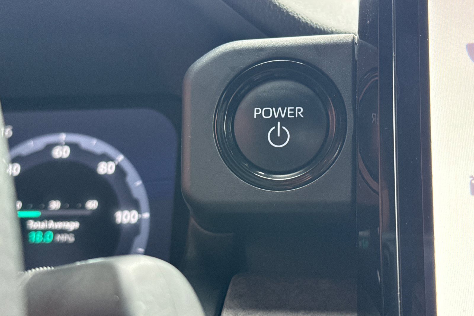 Used 2024 Toyota Tacoma Trailhunter image 23