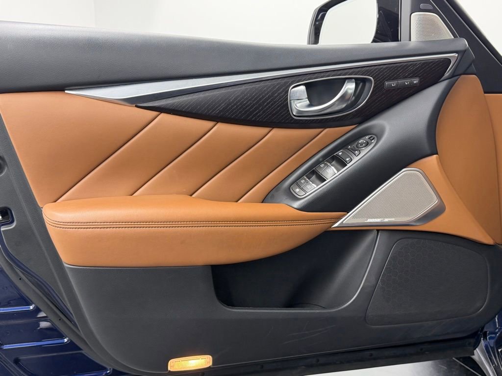 Used 2023 INFINITI Q50 Sensory image 17