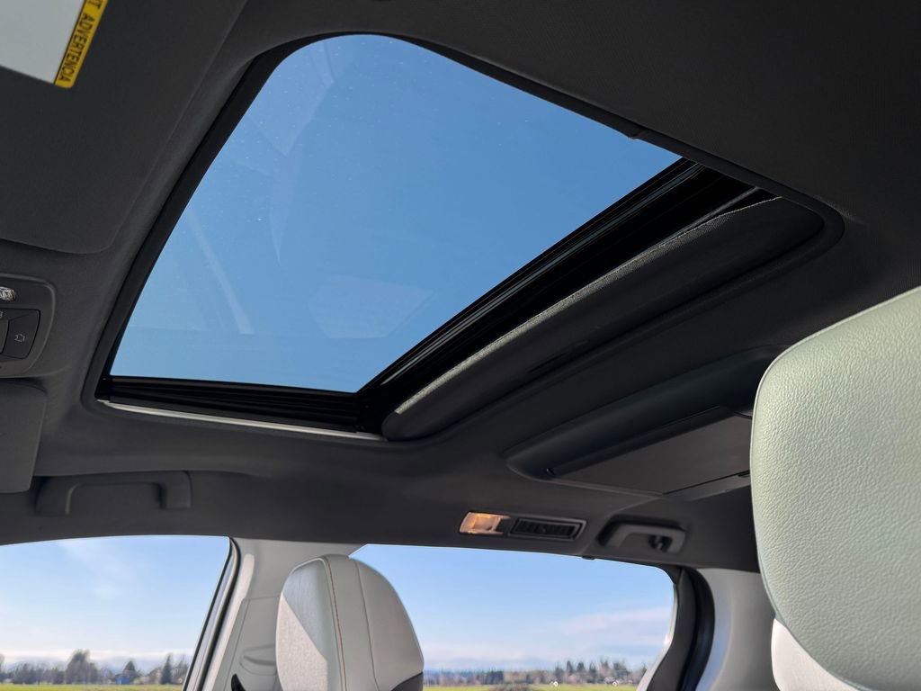 Used 2024 Toyota Sienna XSE image 20