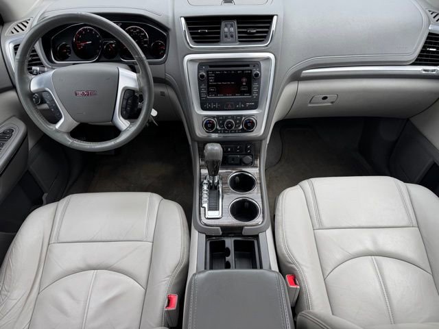 Used 2015 GMC Acadia SLT image 19