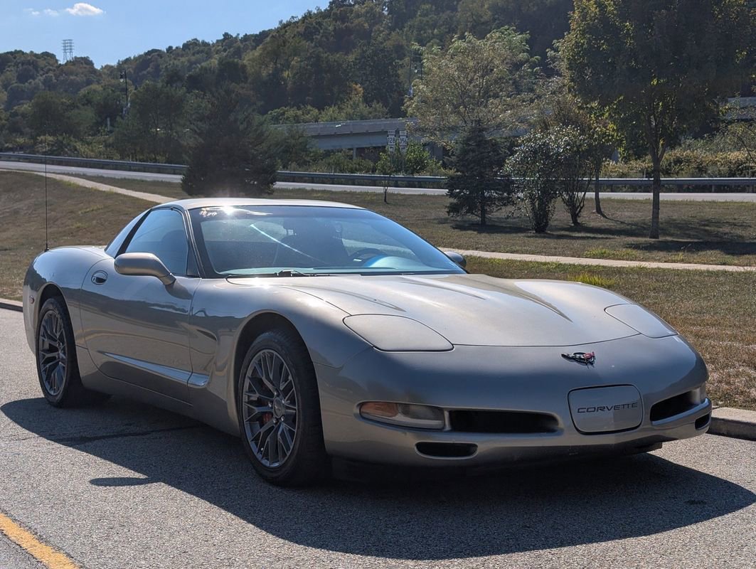 Used 1999 Chevrolet Corvette Coupe w/ Lighting Pkg