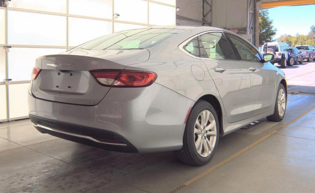 Used 2016 Chrysler 200 Limited FWD image 8