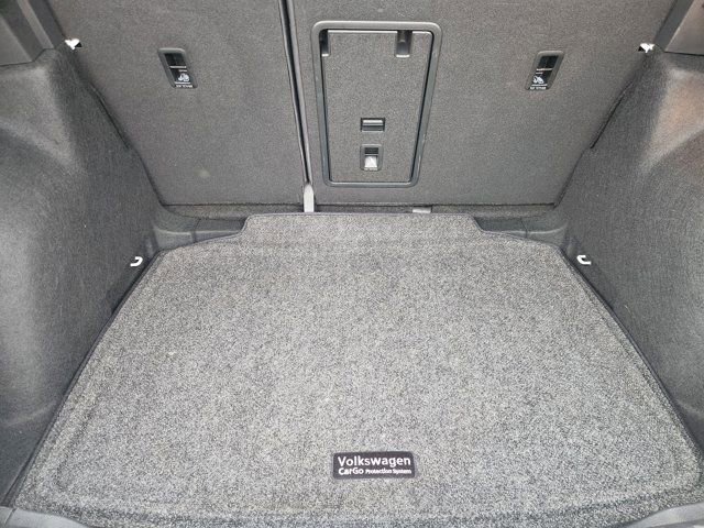 Used 2023 Volkswagen Taos SE w/ Panoramic Sunroof Package image 34