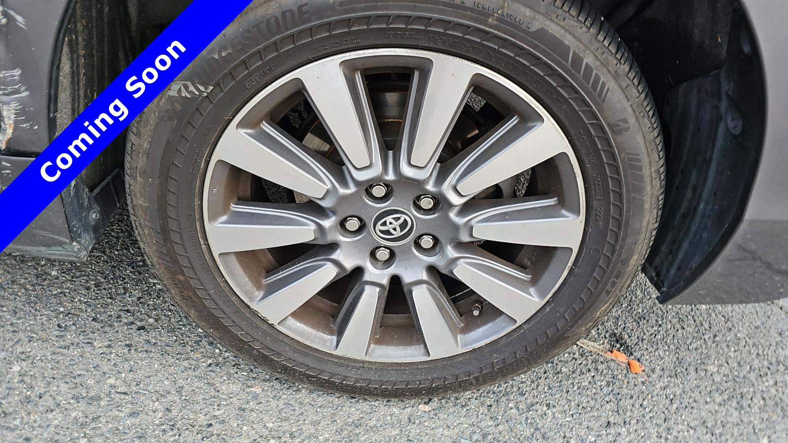 Used 2020 Toyota Sienna XLE w/ XLE Navigation Package image 13