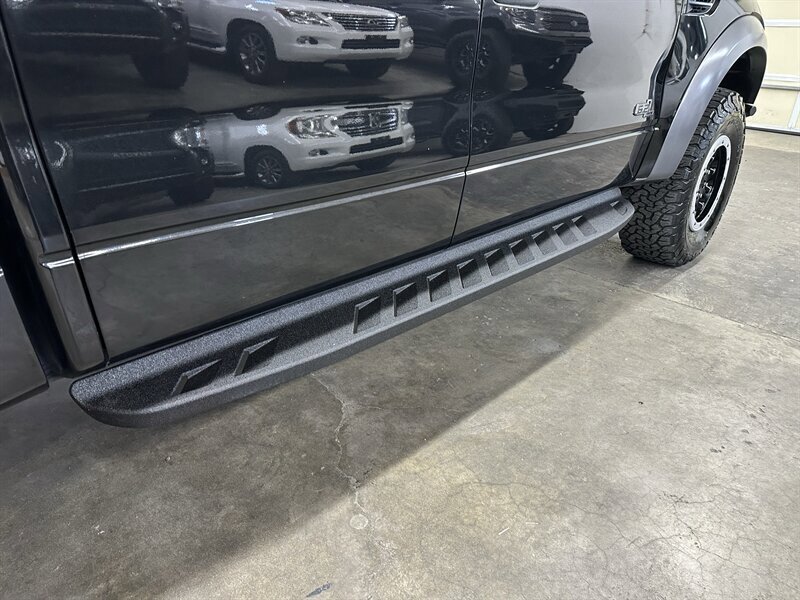 Used 2013 Ford F150 Raptor w/ Luxury Equipment Group AWD/4WD image 12