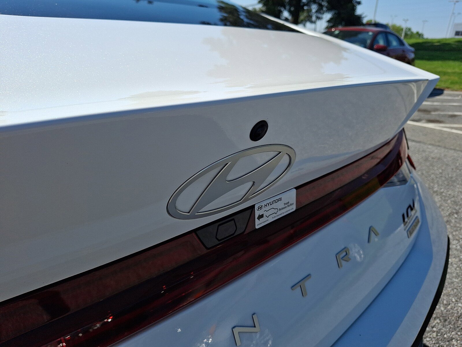 Certified 2025 Hyundai Elantra Hybrid w/ Cargo Package FWD image 30