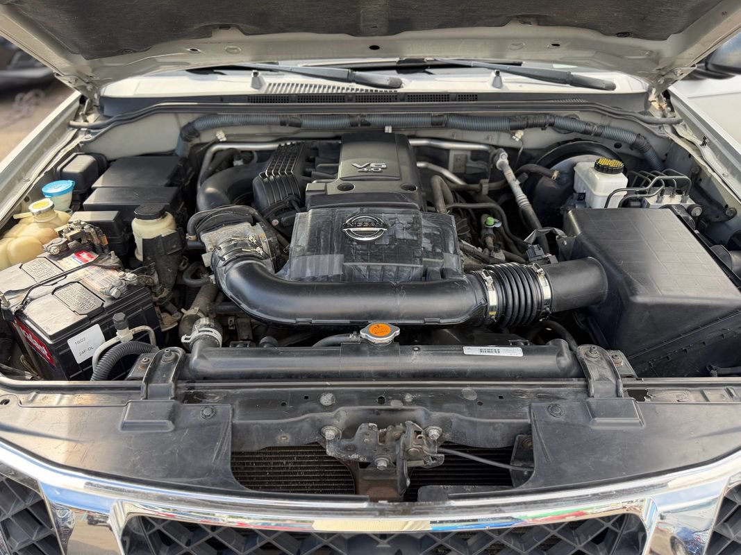 Used 2008 Nissan Pathfinder S AWD/4WD image 25