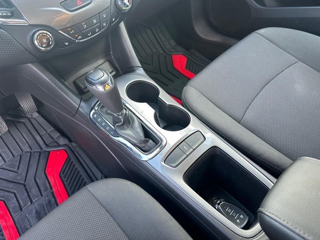 Used 2017 Chevrolet Cruze LT w/ Convenience Package image 17