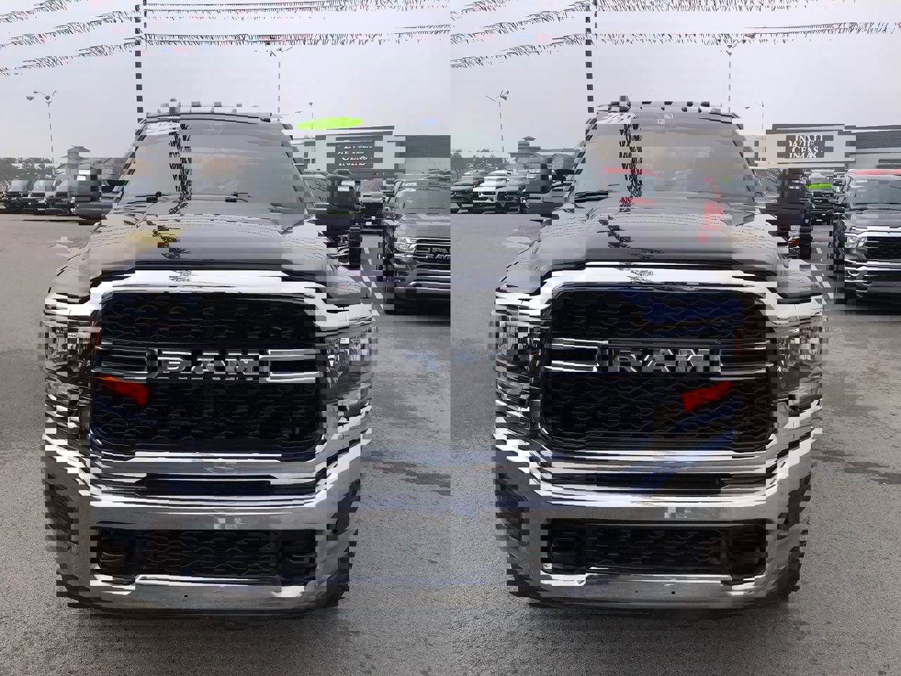 Used 2023 RAM 2500 Tradesman w/ Chrome Appearance Group image 8