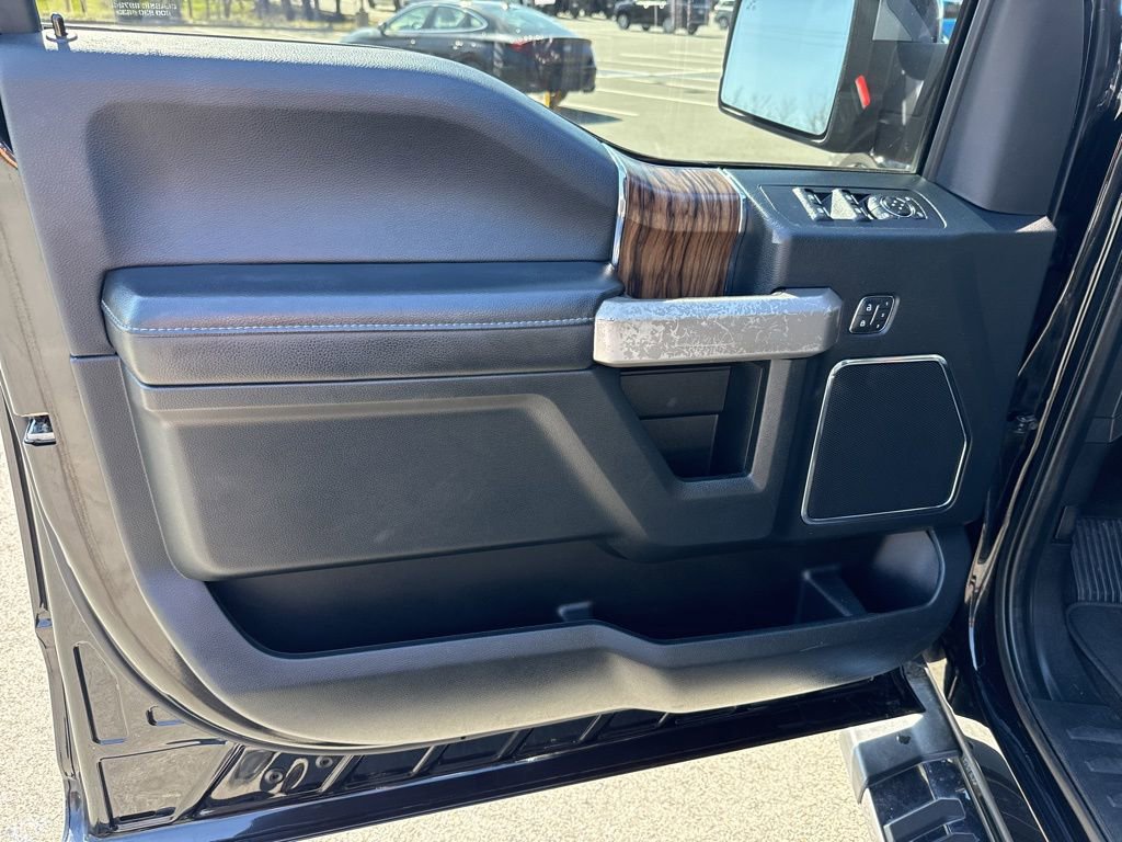 Used 2020 Ford F150 Lariat w/ Equipment Group 502A Luxury AWD/4WD image 18