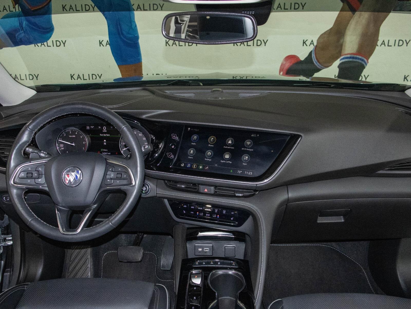 Used 2023 Buick Envision Essence image 3