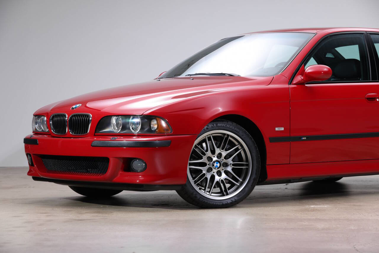 Used 2003 BMW M5 image 13