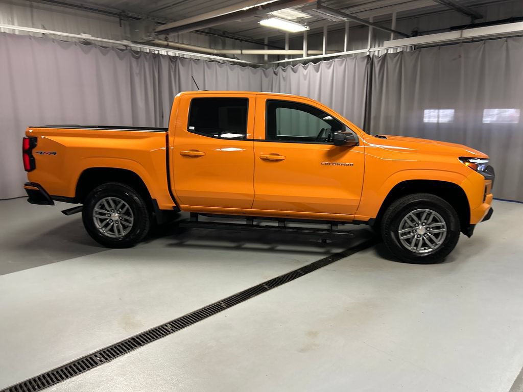 Used 2026 Chevrolet Colorado LT w/ LT Convenience Package AWD/4WD image 8