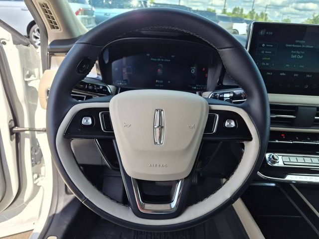 Certified 2026 Lincoln Corsair Premiere AWD/4WD image 18