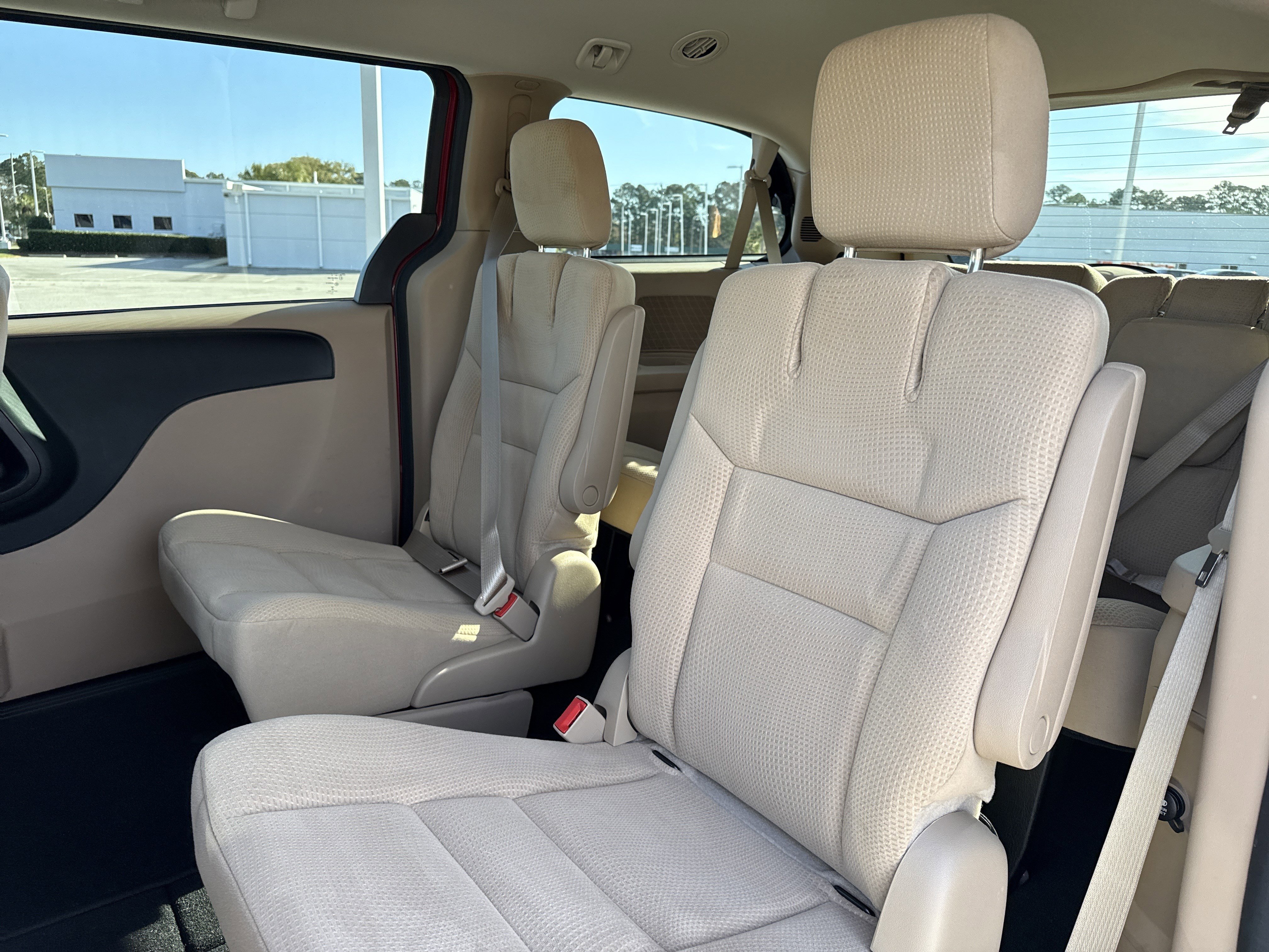 Used 2015 Dodge Grand Caravan SE w/ Quick Order Package 29E SE image 27