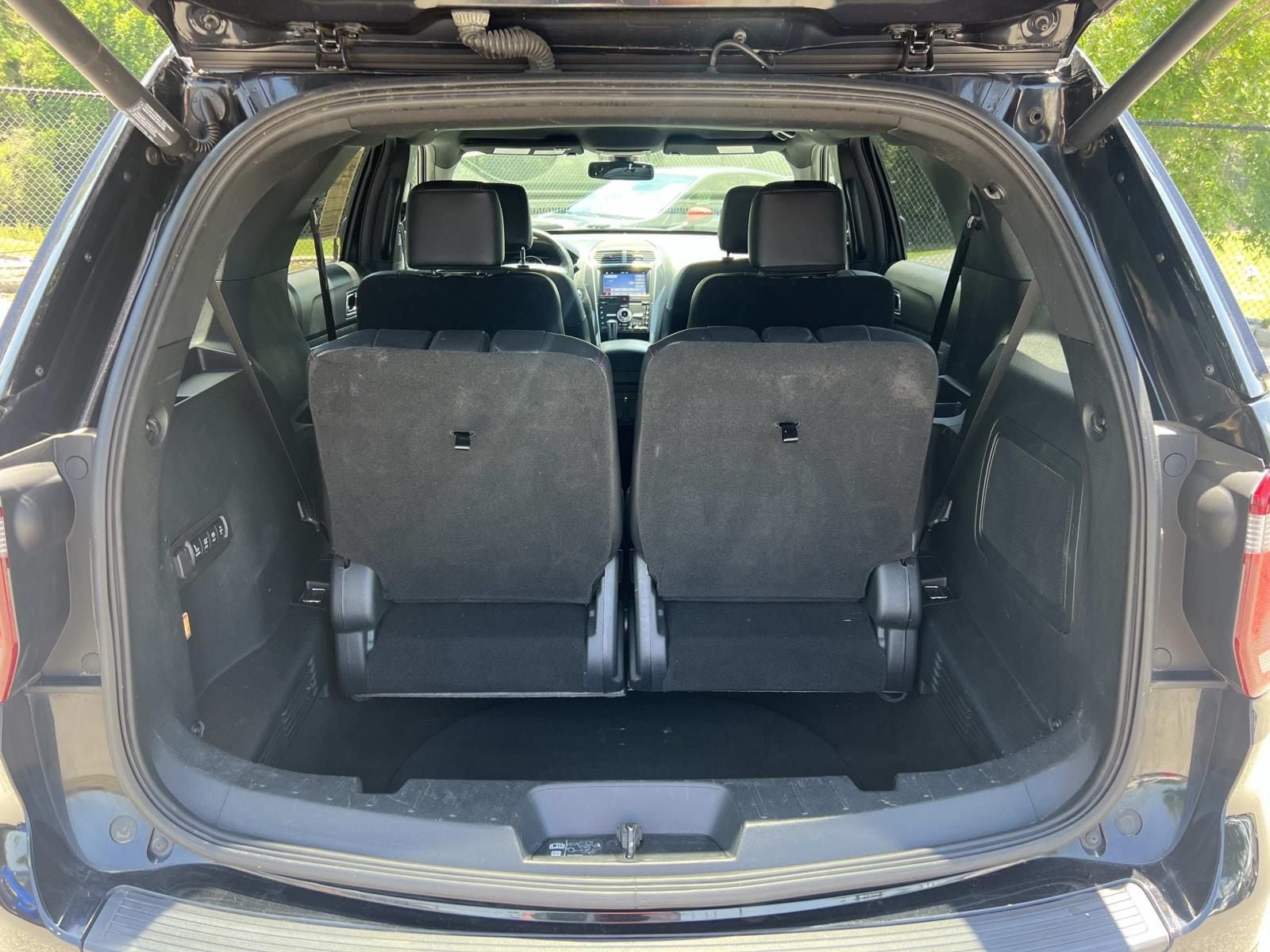 Used 2019 Ford Explorer Sport w/ Equipment Group 401A AWD/4WD image 18