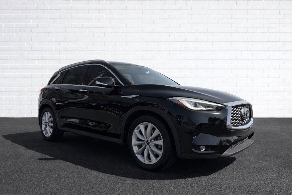 Used 2019 INFINITI QX50 Luxe FWD image 3