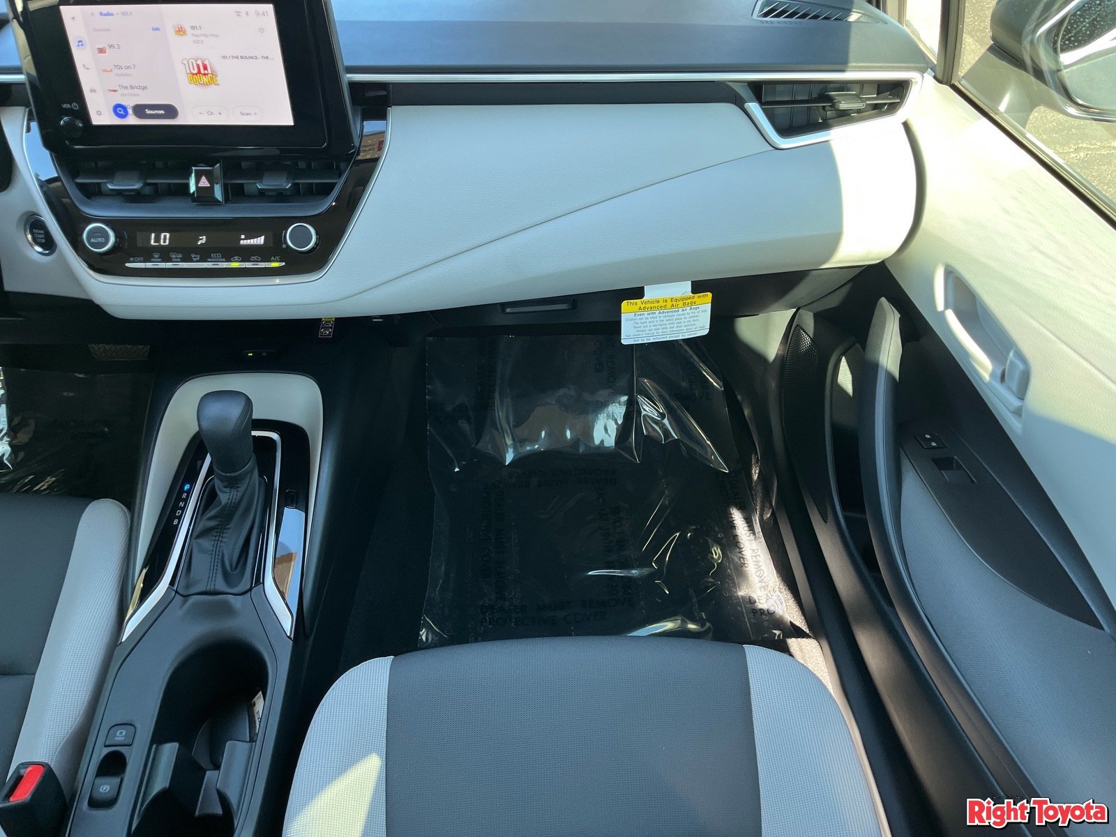 Certified 2026 Toyota Corolla LE w/ LE Premium Package FWD image 19