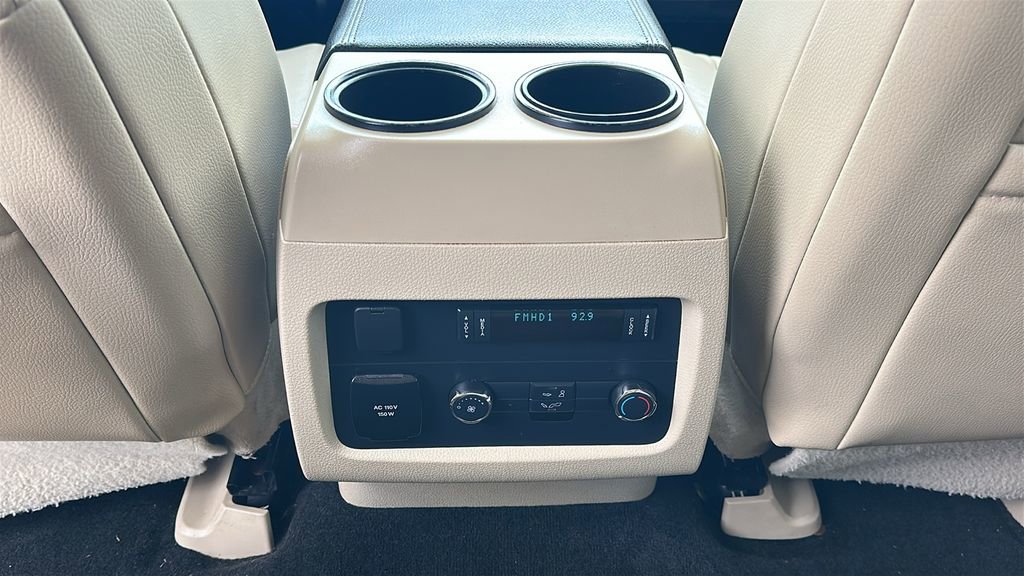 Used 2017 Ford Expedition EL XLT w/ Equipment Group 202A RWD image 29