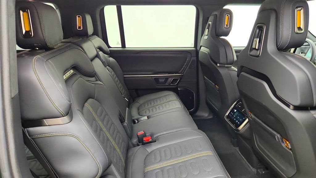Used 2024 Rivian R1S Adventure AWD/4WD image 24