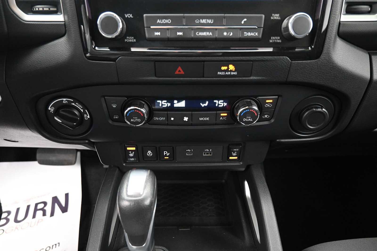 Used 2022 Nissan Frontier SV AWD/4WD image 9