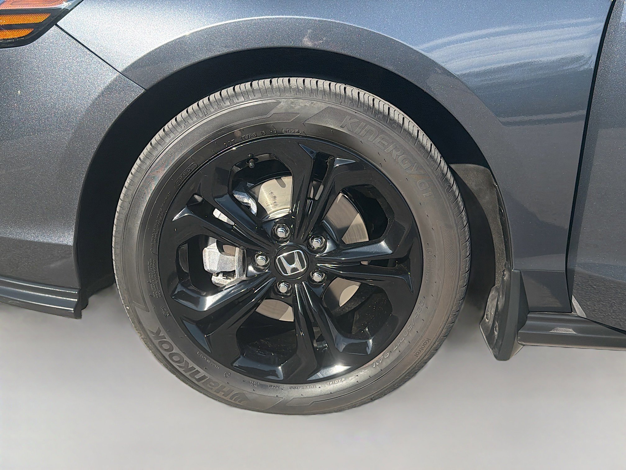 Certified 2025 Honda Accord SE image 39