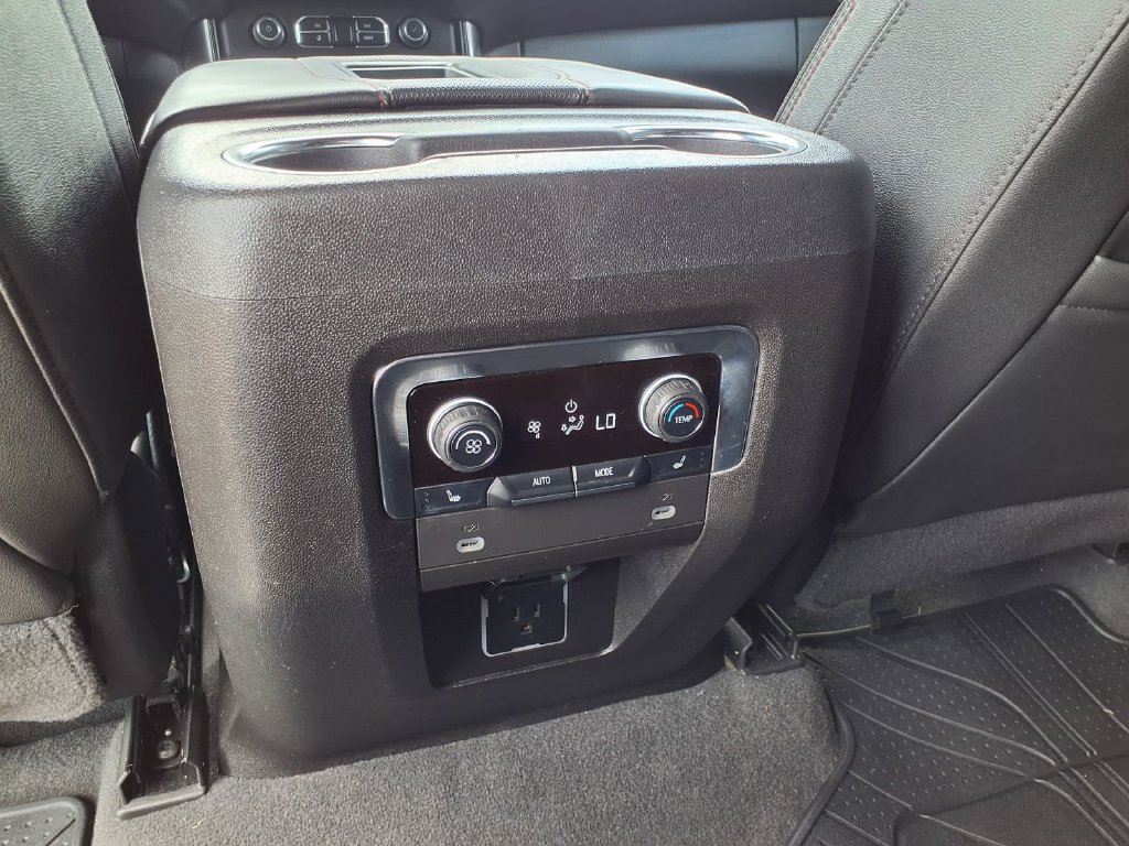Used 2024 Chevrolet Tahoe RST w/ Luxury Package RWD image 13