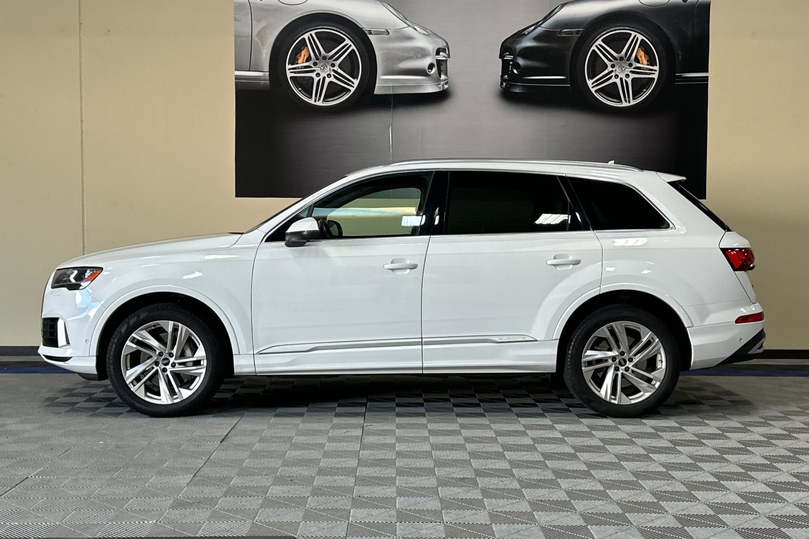 Used 2021 Audi Q7 3.0T Premium image 7