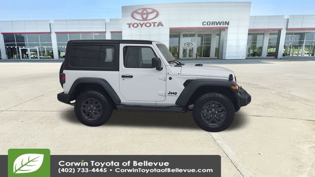 Used 2025 Jeep Wrangler Sport image 16