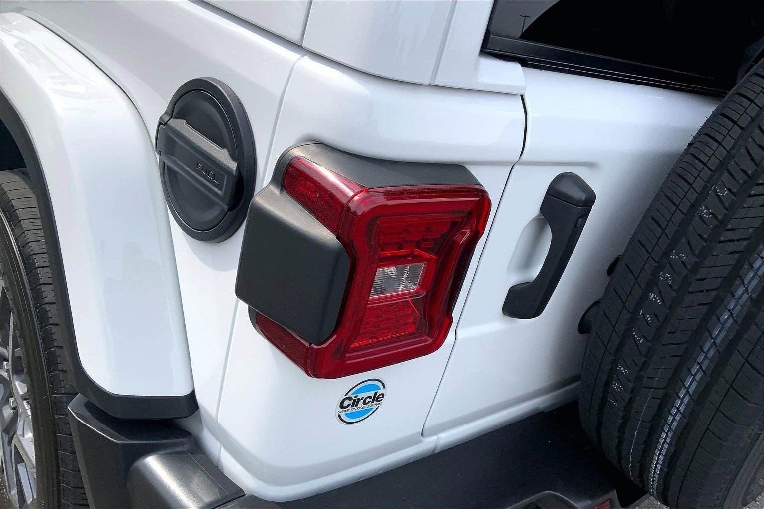 Certified 2024 Jeep Wrangler Unlimited Sahara AWD/4WD image 23