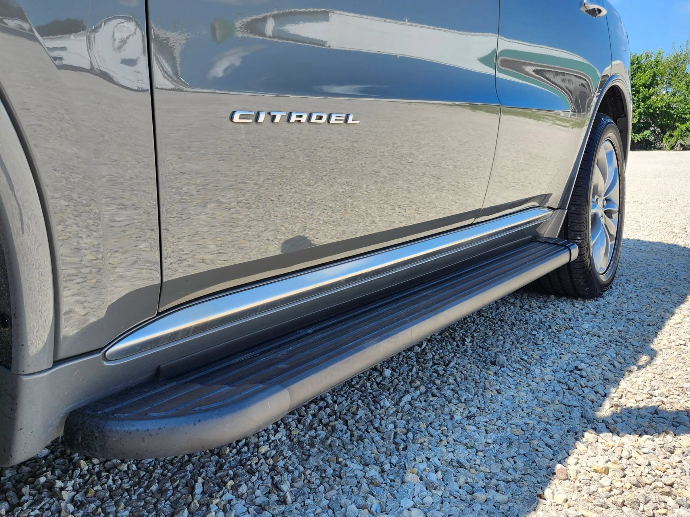 Used 2022 Dodge Durango Citadel w/ Trailer Tow Group IV AWD/4WD image 3